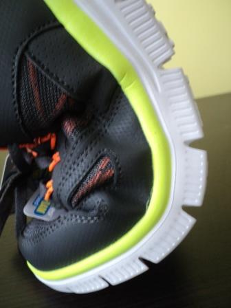 a5aec12323d14cbf10336ef01b7f6982.JPG